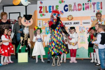 Ziua grădiniței „Țăndărică”, marcată prin cântec, dans și voie bună