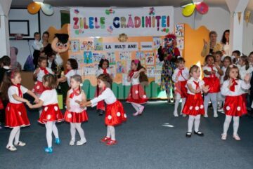 Ziua grădiniței „Țăndărică”, marcată prin cântec, dans și voie bună