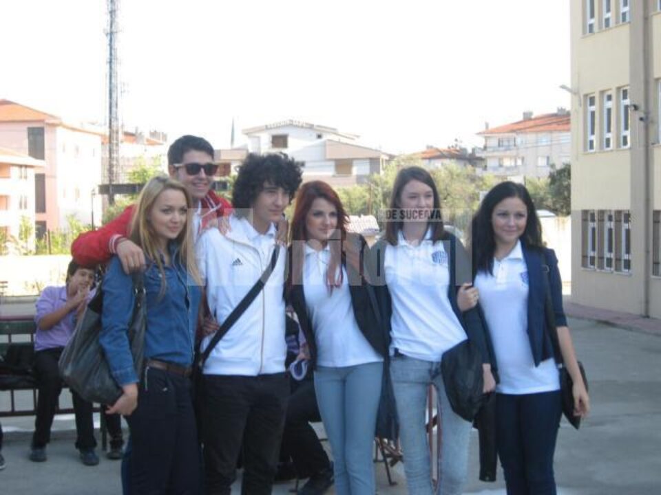Elevi și profesori din Fălticeni au participat la o întâlnire Comenius în localitatea Yalova, Turcia