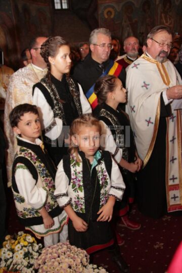 O reproducere a Icoanei „Pantanassa” de pe Muntele Athos a ajuns aseară la Biserica Sf. Dumitru din Suceava