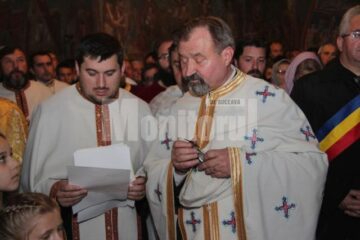 O reproducere a Icoanei „Pantanassa” de pe Muntele Athos a ajuns aseară la Biserica Sf. Dumitru din Suceava