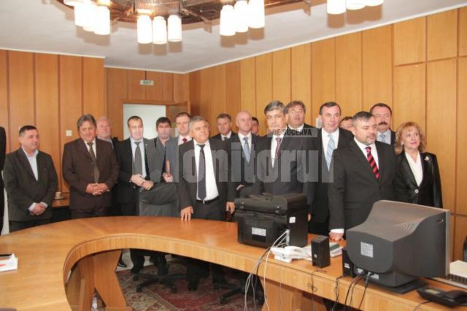 Candidații ARD Suceava au depus dosarele la Biroul Electoral Județean
