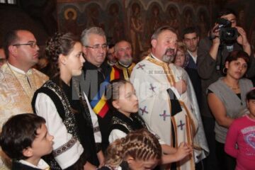 O reproducere a Icoanei „Pantanassa” de pe Muntele Athos a ajuns aseară la Biserica Sf. Dumitru din Suceava