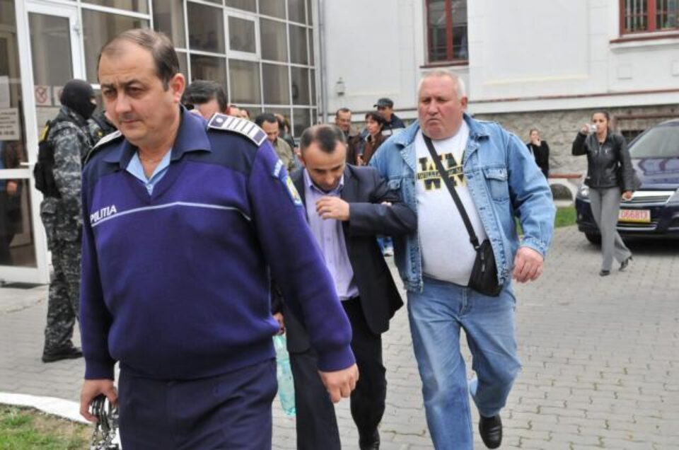 Șefii de tren și conductorii reținuți joi după-amiază de procurorii Parchetului de pe lângă Tribunalul Brașov vor fi cercetați în libertate. Foto: Monitorul Expres de Brașov