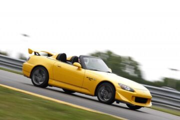 Honda amâna debutul noului S2000