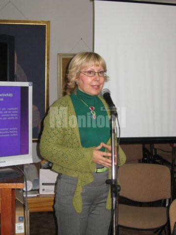 Poeta Carmen-Veronica Steiciuc, noul președinte al SSB și directorul revistei „Bucovina literară”