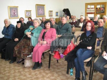 Poeta Carmen-Veronica Steiciuc, noul președinte al SSB și directorul revistei „Bucovina literară”