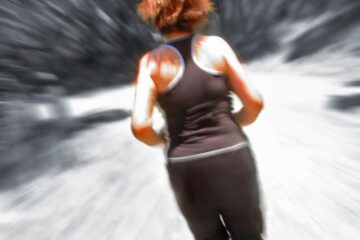 Nu numai că efortul înainte de micul dejun reduce din greutatea corporală, dar favorizează și o circulație mai bună a sângelui Foto: Ariel da Silva Parreira