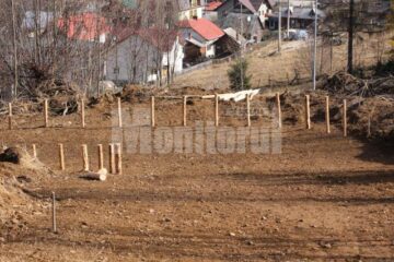 Lucrările la pârtia de sanie de stradă din Vatra Dornei continuă fără nici o jenă, deși autorizația de construcție nu există
