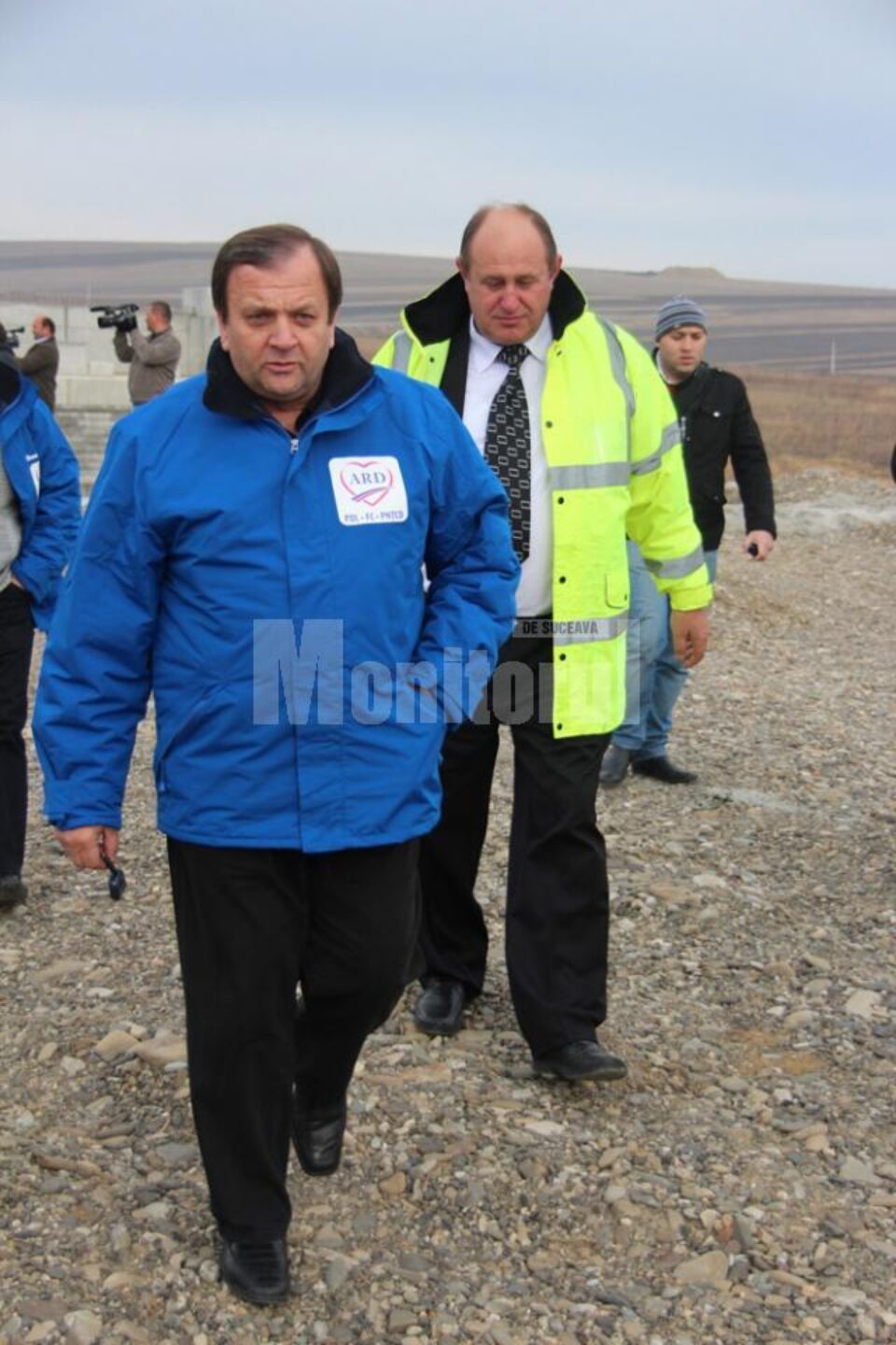 Gheorghe Flutur și-a început campania pentru Senat de pe șantierul părăsit al șoselei de centură