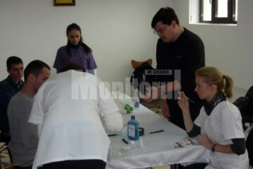 Candidatul USL pentru funcția de senator în Colegiul nr. 2 Suceava, Tiberius Brădățan, spune că de aceste analize au beneficiat, până în prezent, peste o mie de persoane de toate vârstele