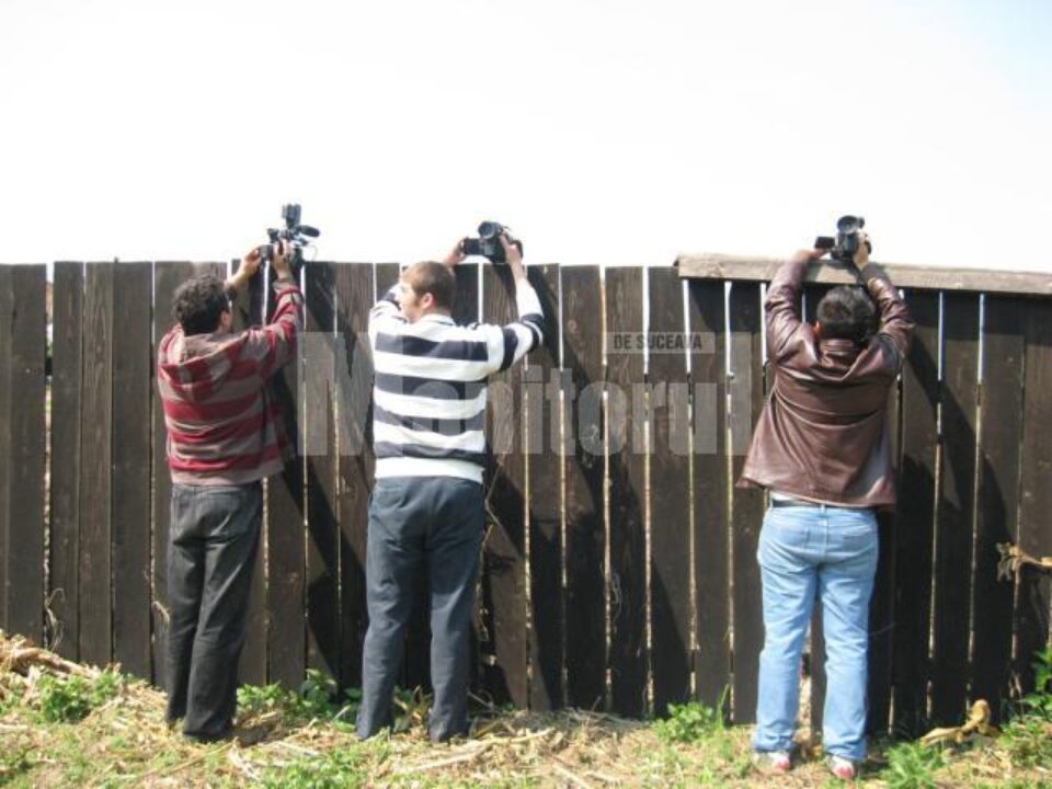 Polițiștii vor să țină presa departe