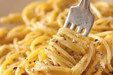 Clasa carbohidraților include și pastele integrale