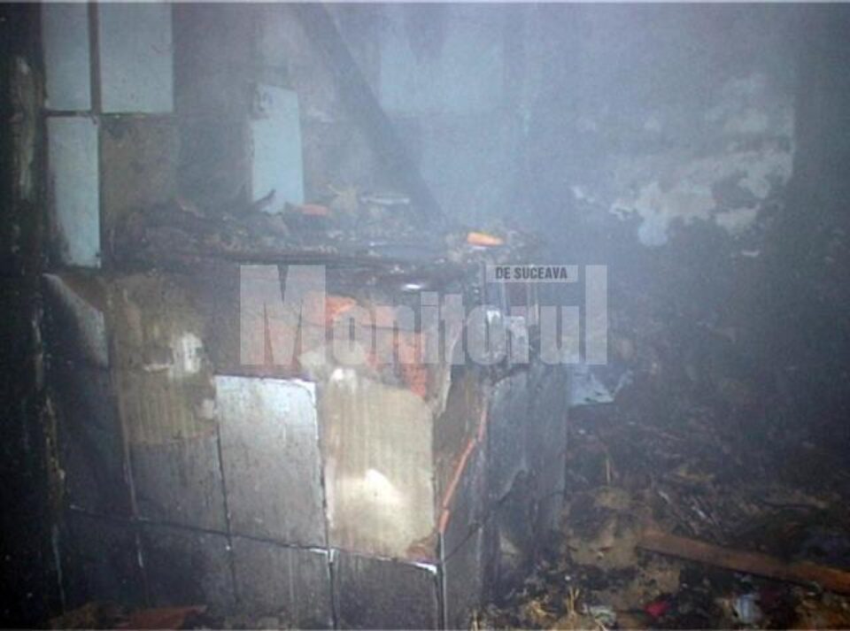 Băiețelul a fost găsit carbonizat în casa cuprinsă de flăcări