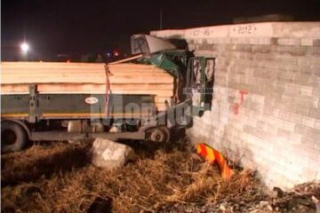 Accident cu trei morți din cauza nesemnalizării unuia dintre pilonii șoselei de centură