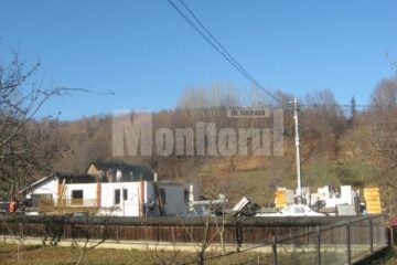 Așa arătau ieri casele care se reconstruiesc
