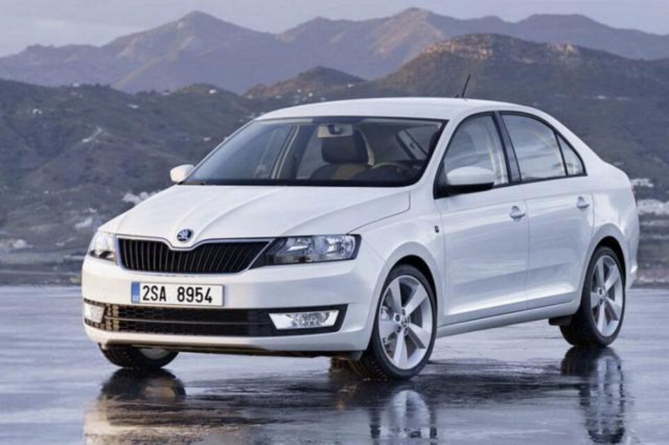 Skoda Rapid este disponibil în România de la 11.990 euro