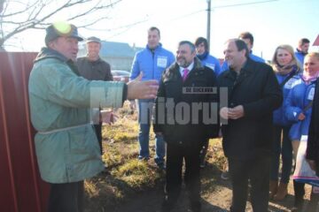 Ioan Bălan și Gheorghe Flutur s-au întâlnit cu locuitorii din comuna Mitocu Dragomirnei