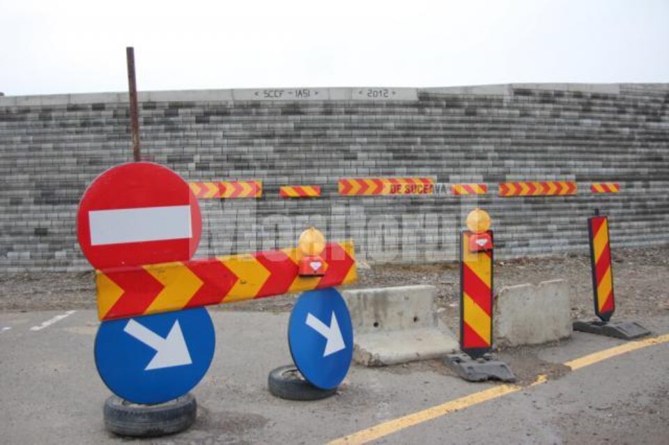 Așa vor arăta balizele de avertizare cu lumină galbenă intermitentă