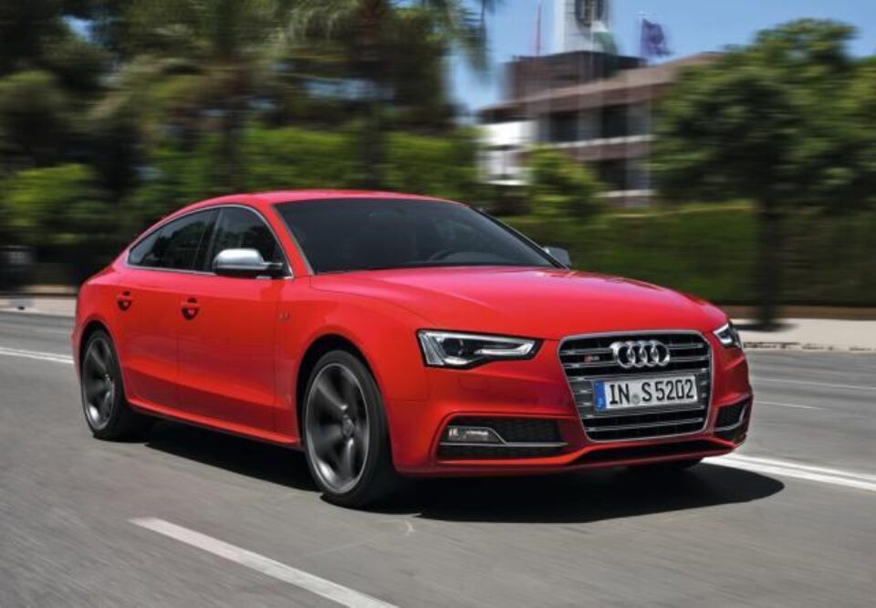 Audi S5 Sportback își rafinează aspectul și performanțele