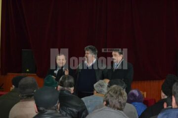Gheorghe Flutur, care candidează din partea ARD la Senat în Colegiul 2 Suceava, a avut întâlniri electorale cu locuitorii din Stroiești, Ilișești și Drăgoiești