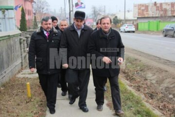 Deputatul PDL Ioan Balan și Gheorghe Flutur au fost prezenți, în cursul zilei de ieri, în Salcea, acolo unde au discutat cu alegătorii, cărora le-au prezentat ceea ce își doresc să realizeze pentru acest oraș