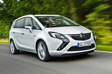 Opel Zafira Tourer dispune de noul 2.0 biturbo diesel