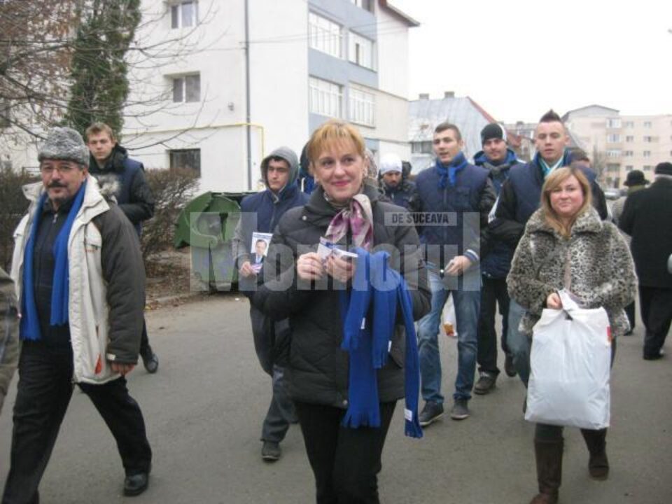 Sanda-Maria Ardeleanu a început campania din ușă în ușă