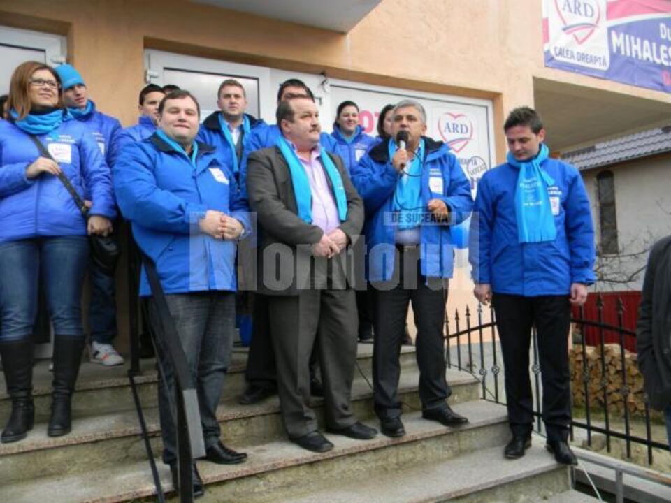 Mai bine de două sute de cetățeni din comuna Marginea au participat la lansarea sediului de campanie a candidatului Dumitru Mihalescul