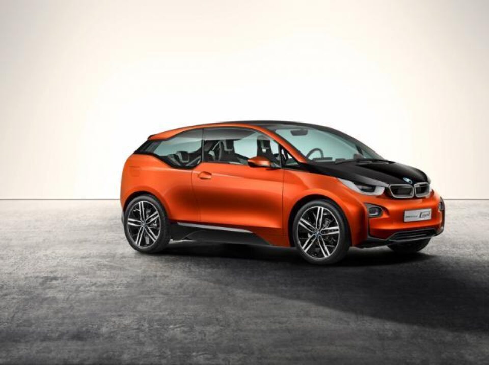 BMW prezintă conceptul i3 Coupe