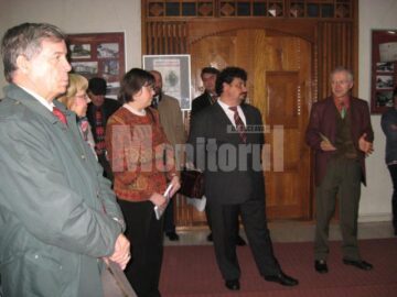Vernisajul expoziției „Pierdută, uitată, necunoscută: Suceava periferiilor”