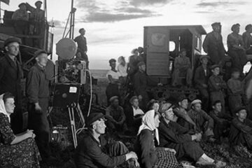 „Caravană cinematografică la Stroiești”