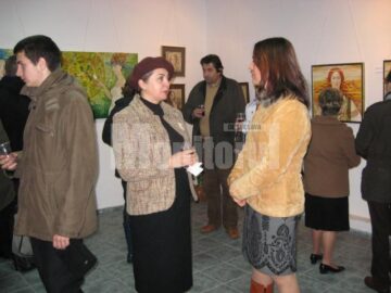 „Rafinament, gingășie și suavitate”, în pictura Cameliei Rusu Sadovei