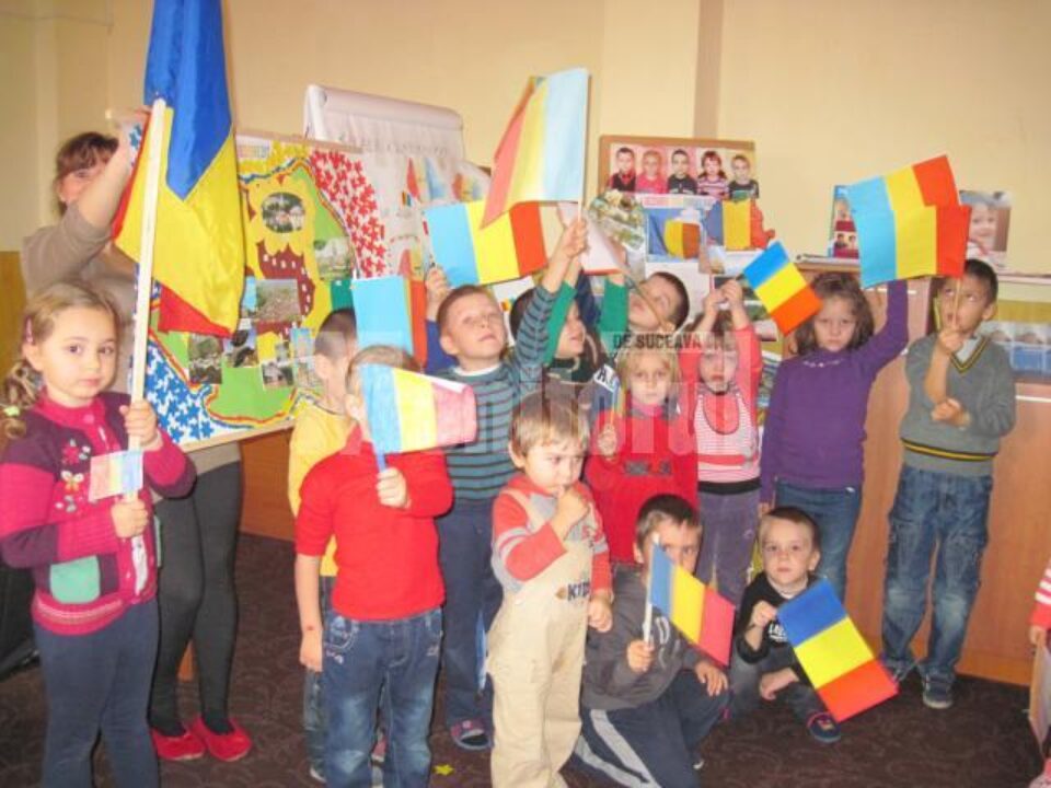 1 Decembrie la grădinița „Luminița” din Siret