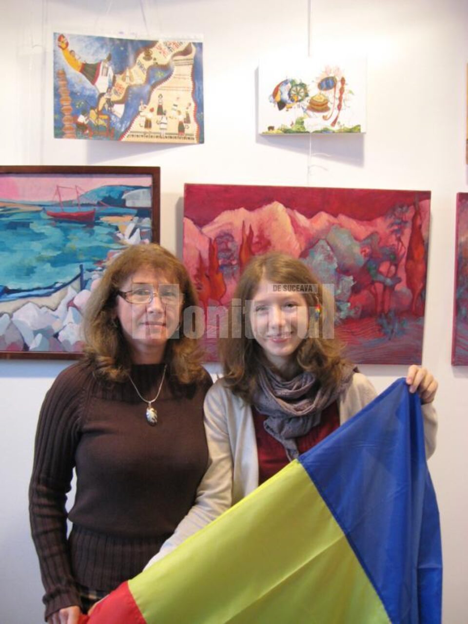 Iasmina Răceanu, împreună cu mama sa, la vernisajul expoziției „Un Balcic secret”