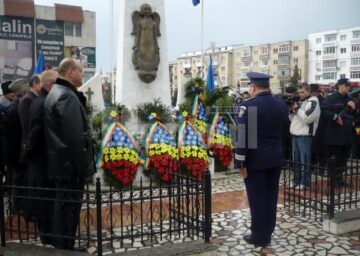 Ceremonial militar – religios și depuneri de coroane la Fălticeni