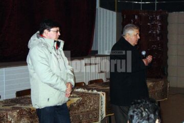 Peste 500 de persoane au participat la întâlnirea electorală organizată de candidații USL Gavril Mîrza și Tiberius Brădățan