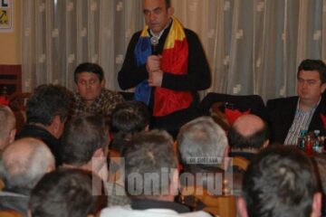 Câteva sute de alegători din comunele Putna, Marginea și Horodnic de Sus sprijină candidatura lui Ovidiu Iane din partea USL în Colegiul nr. 7 Vicov – Solca pentru Camera Deputaților.