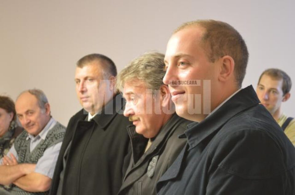 Primarul Marius Ioan Ursaciuc garantează pentru candidații USL Radu Iulian Surugiu și Neculai Bereanu