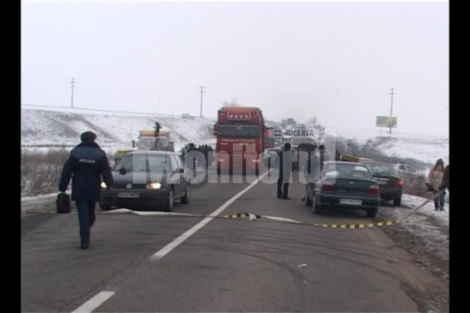 Drumul E 85, blocat mai bine de o oră după un accident în lanț la Pătrăuți