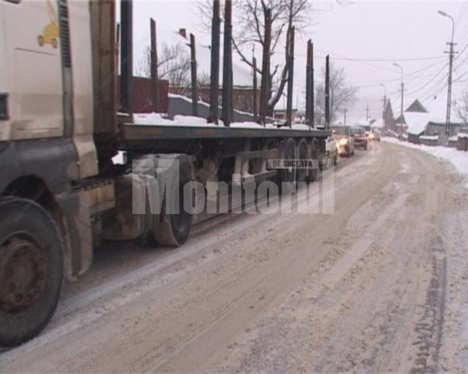 Tiruri care au derapat ieri dimineata pe drumul care leaga Itcani de Scheia