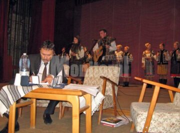 Prof. dr. Mugur Andronic in timpul desfasurarii festivalului