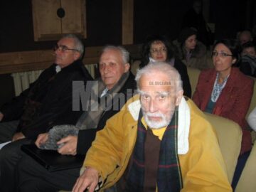 Trei premianți - Nicolai Oprea, Gheorghe Giurcă și Vasile Sfarghiu