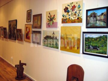 Salonul anual al artistilor plastici amatori din judetul Suceava