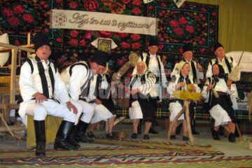 De la sat la sat, șezătorile aveau denumiri locale