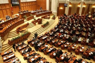 Aula Camerei, cea mai mare sală de ședințe de care dispune Parlamentul, are doar 512 locuri Foto: MEDIAFAX