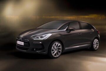 Citroën DS5, monovolum premium cu linii originale