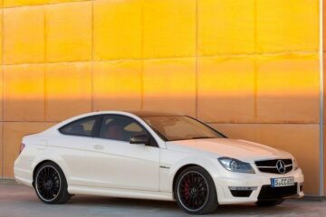 Mercedes-Benz C 63 AMG are gene de supercar