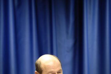 Băsescu a semnat, ieri, decretul de convocare a noului Parlament pentru 19 decembrie, la ora 13.00. Foto: Sorin LUPȘA