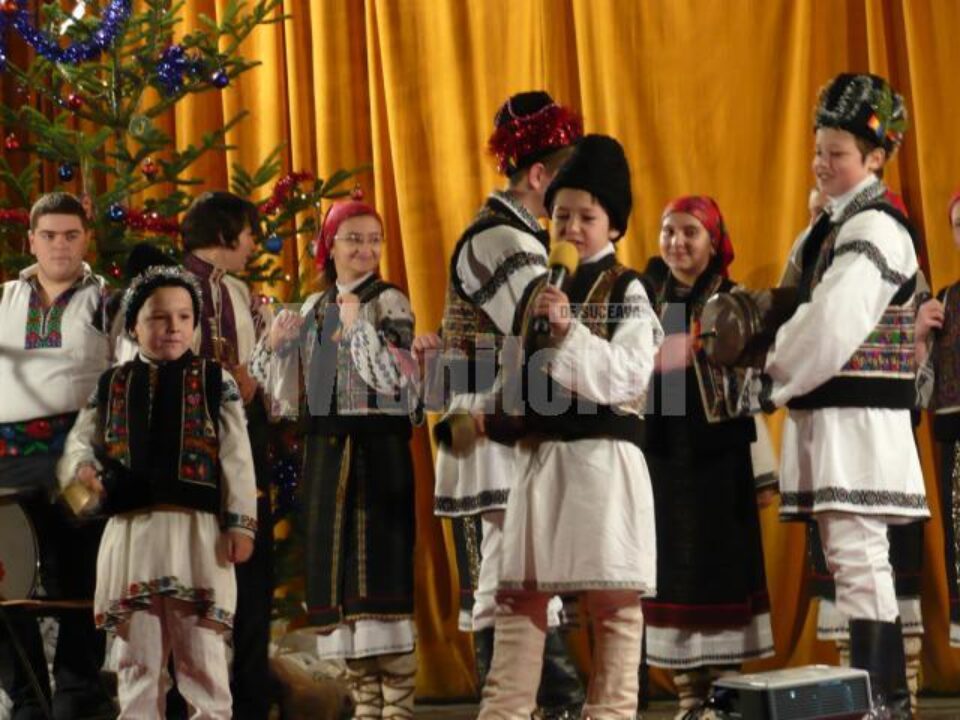 Manifestarea educațională „Comori ale tradițiilor religioase și laice valorificate în educația copiilor”